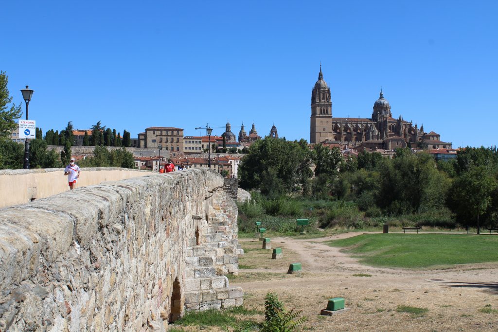 10 cosas que hacer o ver en Salamanca - Puente romano de Salamanca