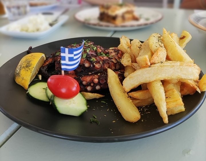 Qué comer en Grecia - platos típicos - pulpo