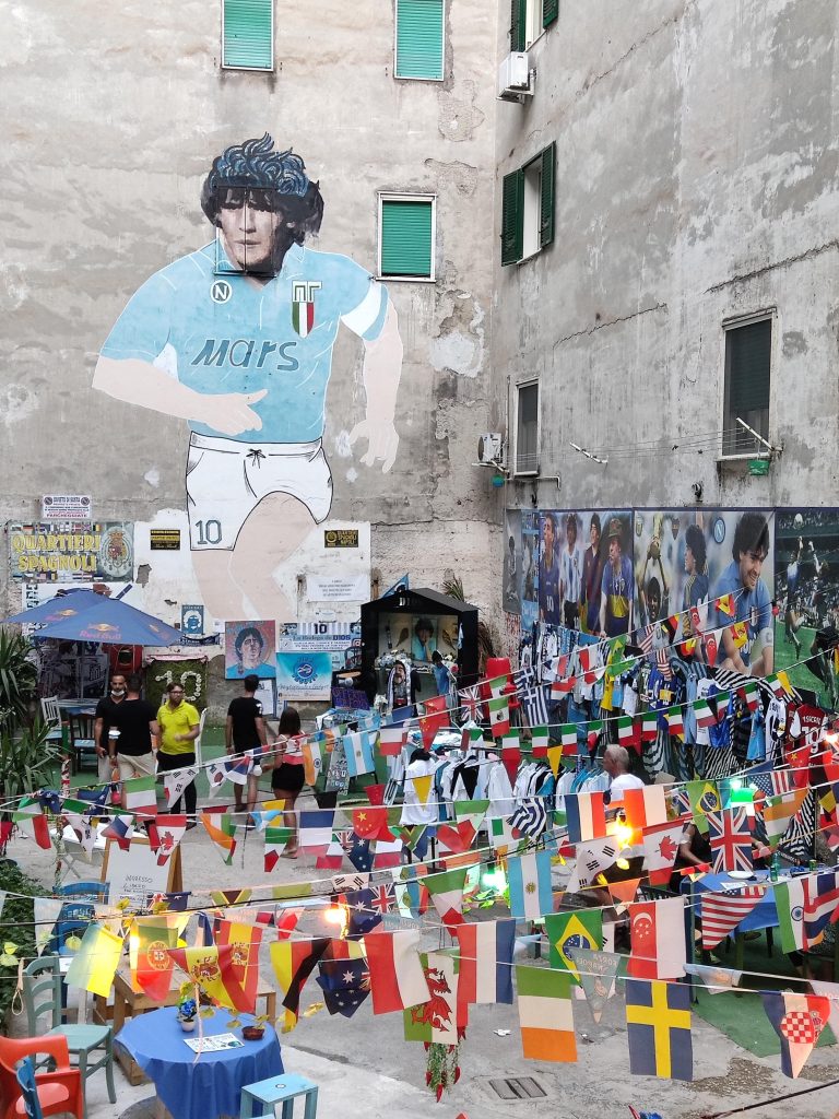 Santuatio a Maradona en Nápoles - Los 10 imprescindibles de Nápoles y alrededores